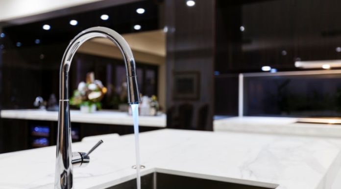 Smart Sensor Kitchen Faucets: Pros, Cons, and Buying Guide