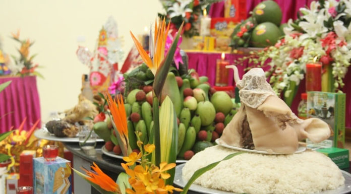 The Ultimate Guide to Housewarming Rituals: A Step-by-Step Guide to Performing Traditional Vietnamese House Blessing Ceremonies