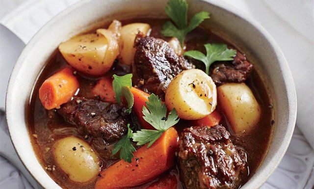“The Secret to Tender Beef Stew: No Pressure Needed”