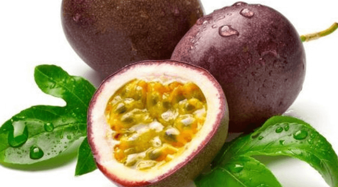 4 Delicious Recipes Featuring the Exotic Passion Fruit