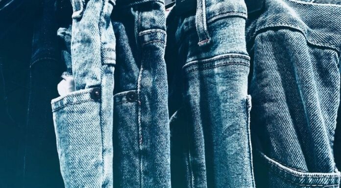 The Ultimate Guide: 5 Simple Ways to Shrink Your Jeans Without a Sewing Machine