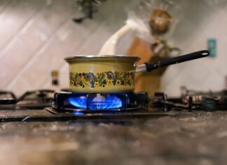 Cooking with Gas Stoves: Big Flame or Small Flame, Which Saves More Money?
I hope that was helpful!