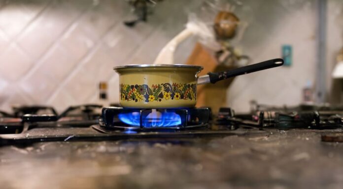 Cooking with Gas Stoves: Big Flame or Small Flame, Which Saves More Money?
I hope that was helpful!