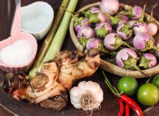 The Ultimate Guide to Making Spicy, Crispy Pickled Baby Eggplants: A Mouth-Watering Side Dish