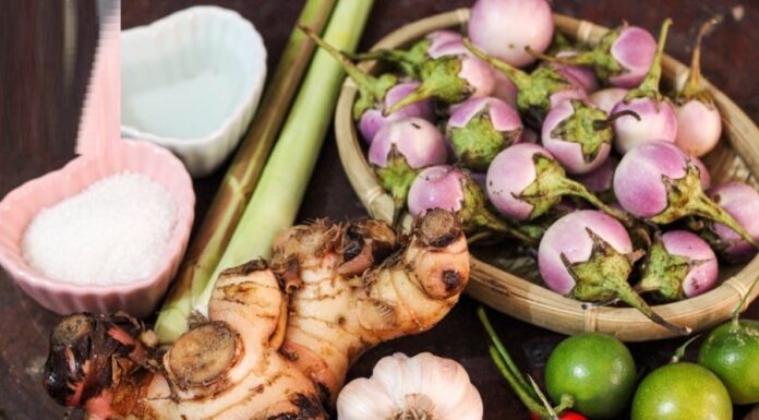 The Ultimate Guide to Making Spicy, Crispy Pickled Baby Eggplants: A Mouth-Watering Side Dish