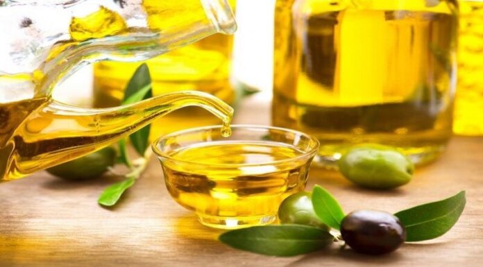 The Ultimate Guide to Creating Your Own Night Cream: Simple Ingredients, Beautiful Results