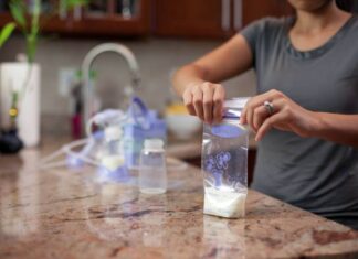 “The Ultimate Guide to Warming Breast Milk: Retaining Essential Nutrients”