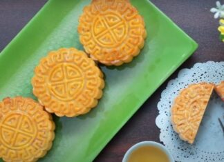 The Ultimate Guide to Making Delicious and Easy Traditional Mooncakes at Home