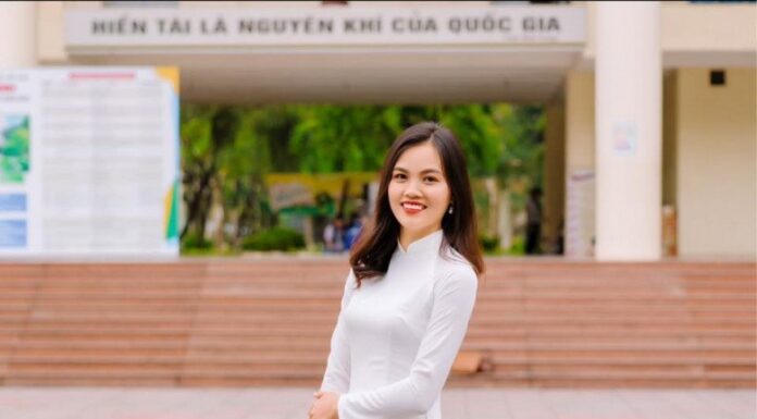 The Ultimate Guide to Grilling Tender and Juicy Kebabs: A Delicious, Yet Non-Greasy Treat by a Super Mom.