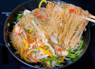 The Secret to Perfectly Fluffy Stir-fried Glass Noodles: No More Sticky Mess!