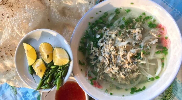 Savory Quang Ngai Soup – A Flavorful Traditional Delicacy from Central Vietnam, One Taste and You’re Hooked!