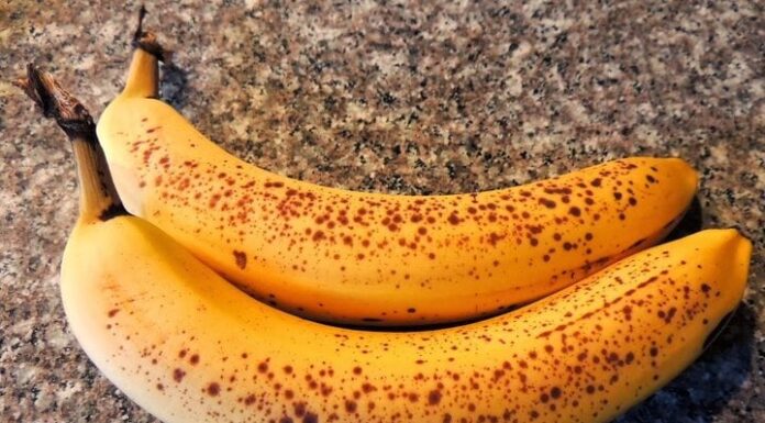 Can You Eat Bananas With Brown Spots?