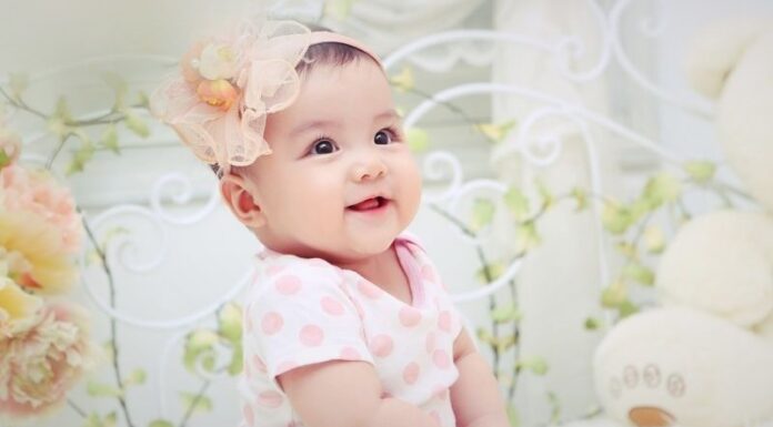 The Perfect Name: Choosing a Beautiful and Meaningful Name for Your Daughter with the Surname Tôn That’s Astrologically Compatible with Her Parents’