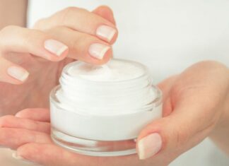 The Ultimate Guide: 5 Key Considerations for Choosing an Effective Anti-Wrinkle Cream
