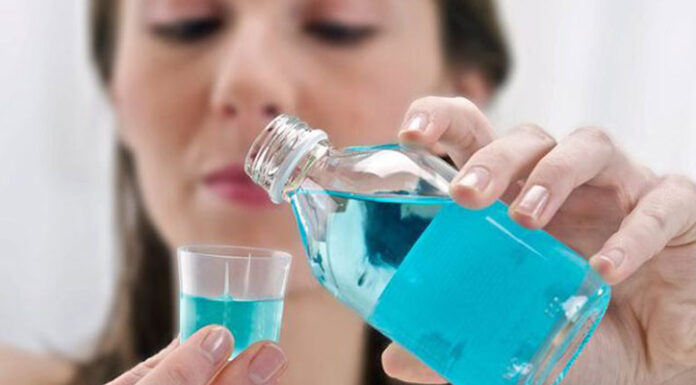 Is Mouthwash an Effective Alternative to Brushing Your Teeth?