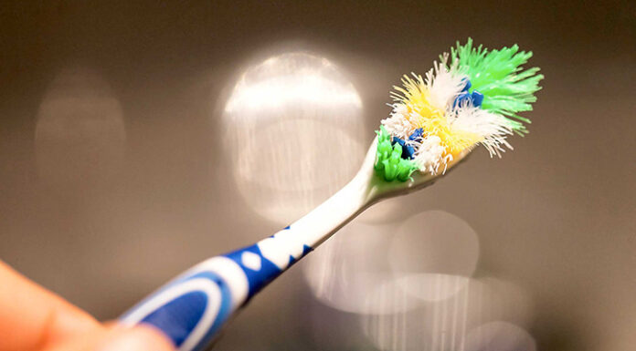 The Magic of an Old Toothbrush: Uncover its Hidden Cleaning Powers