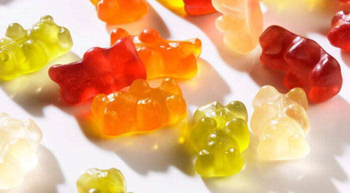 What is Gelatin? Its Uses and Benefits in Baking.