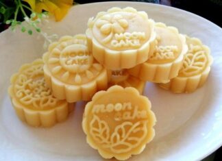 The Ultimate Guide to Making Modern Mooncakes: Green Bean Edition