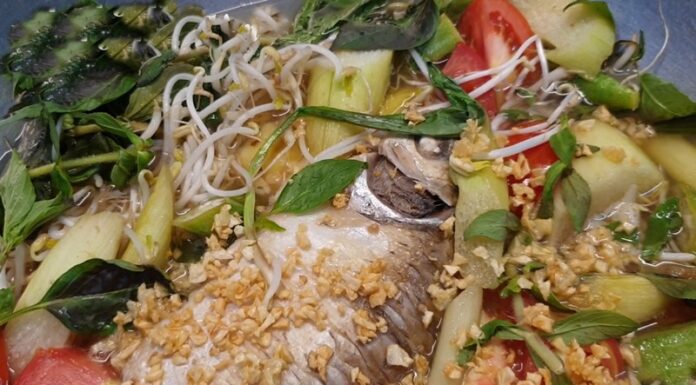 The Ultimate Guide to Cooking Delicious and Authentic-Tasting Sour Vinegar Soup with Mè Vinh Fish
