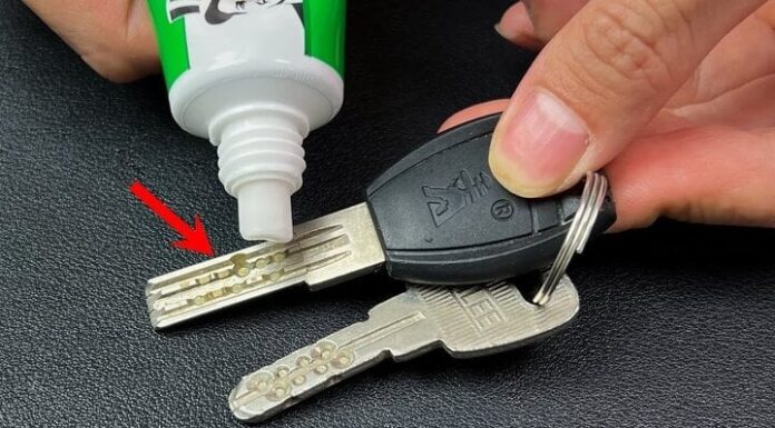 What’s the Point of Putting Toothpaste on a Key?
