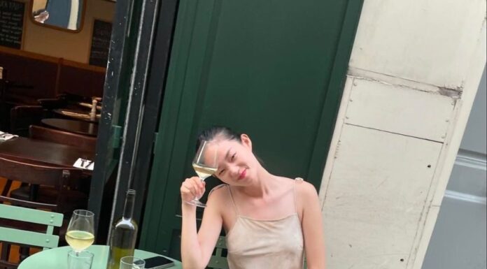 The Ultimate Guide to Captivating His Heart: 3 Enchanting Outfit Ideas for Your First Date