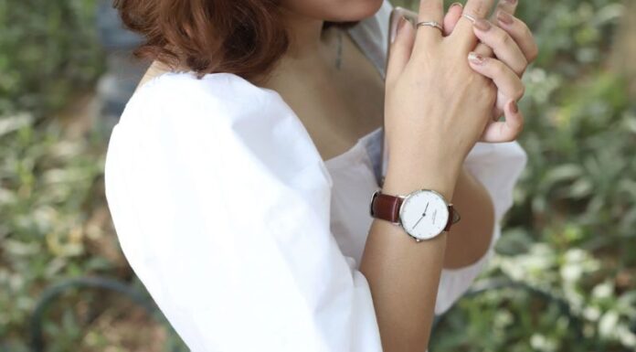 The Ultimate Guide to Styling Women’s Watches: Elevate Your Fashion Game