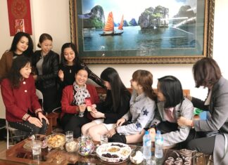 A Stylish Start to the New Year: Dress to Impress Your Teachers on the Third Day of Tet