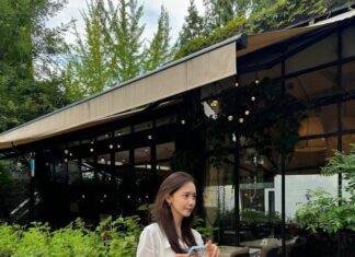 The Ultimate Style Guide: SNSD’s Fashion Secrets for a Youthful and Flattering Look