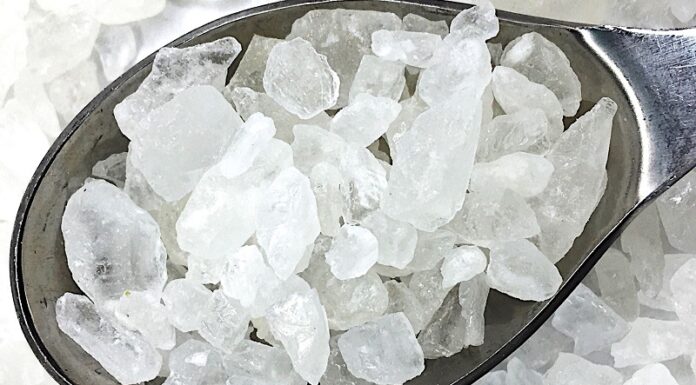 What is Rock Sugar? Should You Choose Between Granulated and Rock Sugar?