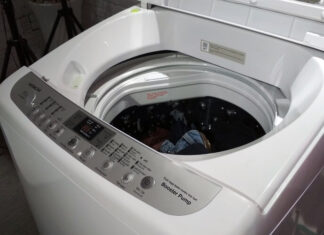Soaking Clothes in the Washing Machine: A Clean Mistake or a Dirty Deception?
