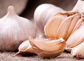 Common Misconceptions About Garlic Even Foodies May Not Know