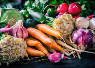 The Best Organic Vegetables to Buy for a Pesticide-Free Diet