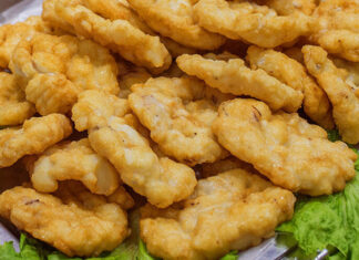 The Tasty Delights of Ha Long Bay: A Foodie’s Guide to the City’s Best Souvenirs