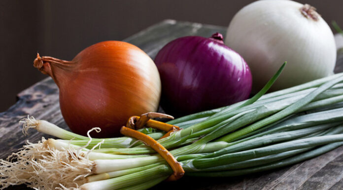 Superfoods to Eat Raw, Not Cooked.