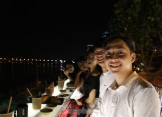 The Ultimate Coffee Experience: Queuing Up at 4 AM in Da Nang