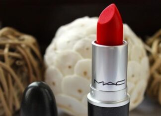 What are the Top 10 Best Orange-Red Lipsticks?