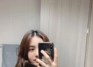 6 Little Habits That Stop Hair from Falling Out in Clumps When You Brush or Wash It