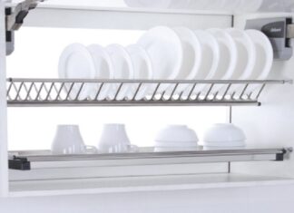 The Ultimate Kitchen: 7 Must-Have Cabinet Accessories for a Chef-Worthy Space