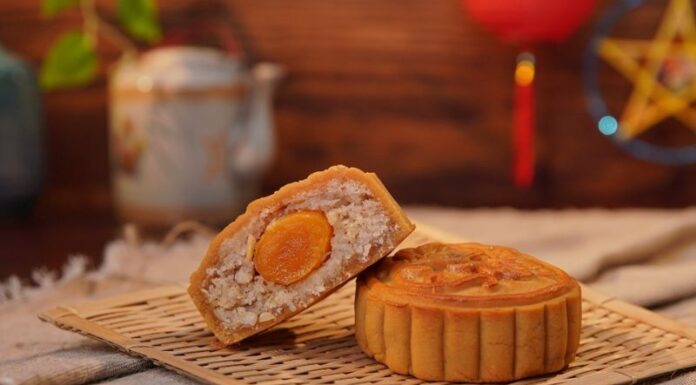 The Ultimate Guide to the Top 8 Deliciously Sweet and Coconutty Mid-Autumn Festival Treats