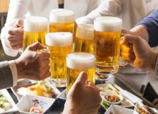 The Holiday Healthy Eating Handbook: Strategies for a Happy, Healthy Season