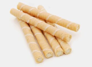 Why You Should Choose to Buy Cinnamon Rolls at Bach Hoa XANH