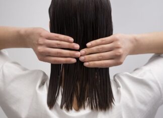 Why Sleeping with Wet Hair is a Bad Idea: Understanding the Potential Harm