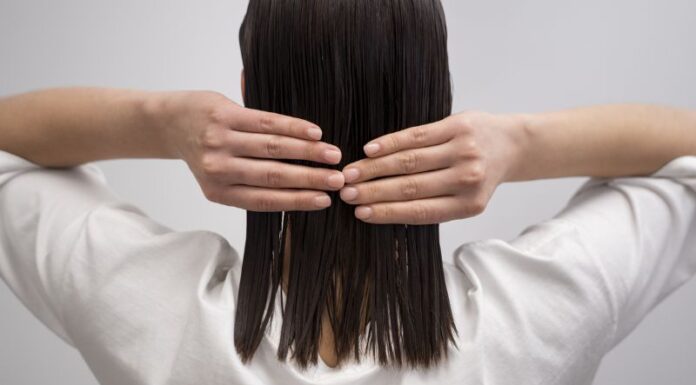 Why Sleeping with Wet Hair is a Bad Idea: Understanding the Potential Harm