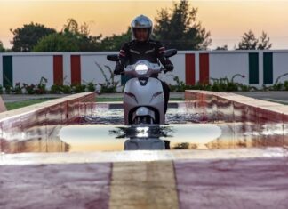 How to Deal with a Flooded Electric Scooter and Engine Failure During Rainy Days