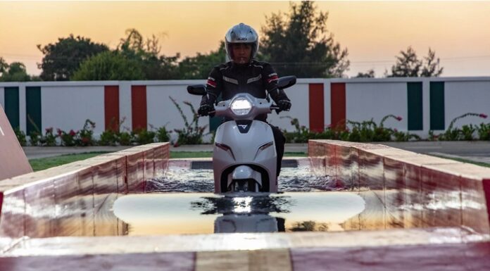 How to Deal with a Flooded Electric Scooter and Engine Failure During Rainy Days