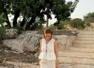 The Alluring “Italian Girl” Style: Embracing Femininity with a Touch of Freedom