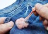 “A Sticky Situation: The Ultimate Guide to Removing Gum from Clothing”