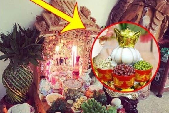 Sure, I can assist you with that.
# Why You Should Place Garlic on Your Ancestral Altar During the ‘Ghost Month’ – And It’s Not Superstition