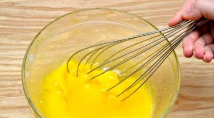 The Secret to Perfectly Fluffy Fried Eggs: It’s Not Just Fish Sauce, But This Magic Ingredient