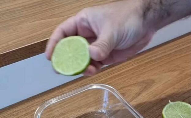 The Ultimate Guide to Microwave Cleaning: A Sparkling, Speedy, and Fragrant Affair